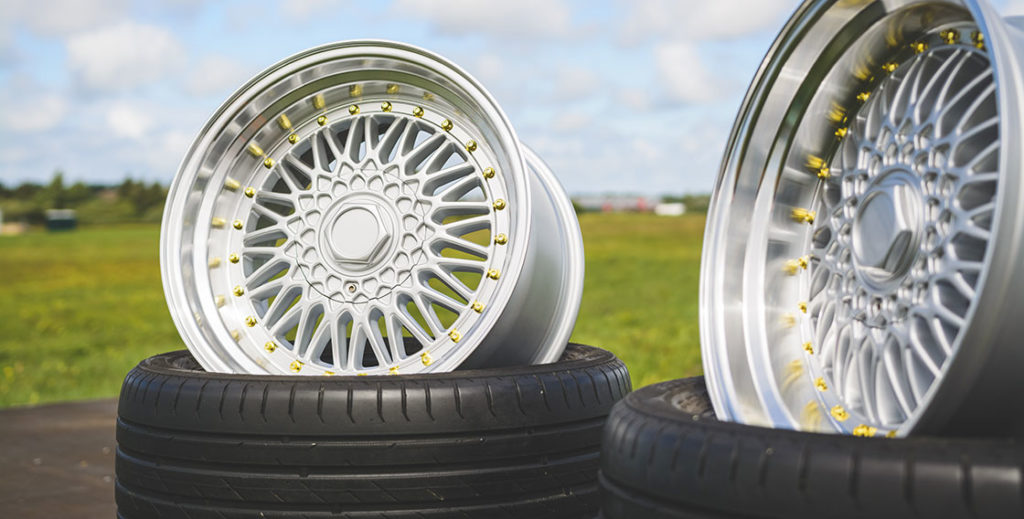 Classic Combinations of Custom Wheels and Rims AF Collision